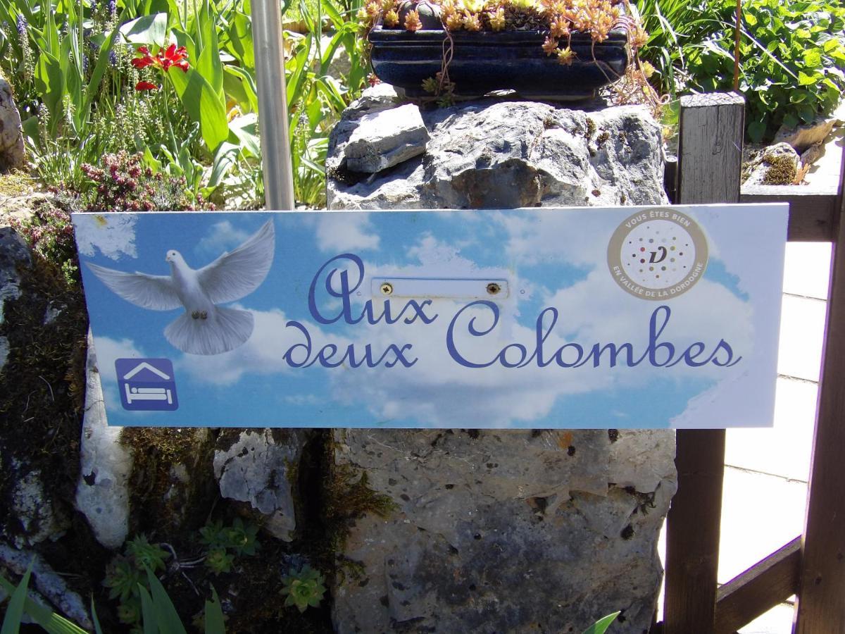לינה וארוחת בוקר פאדיראק Aux Deux Colombes מראה חיצוני תמונה